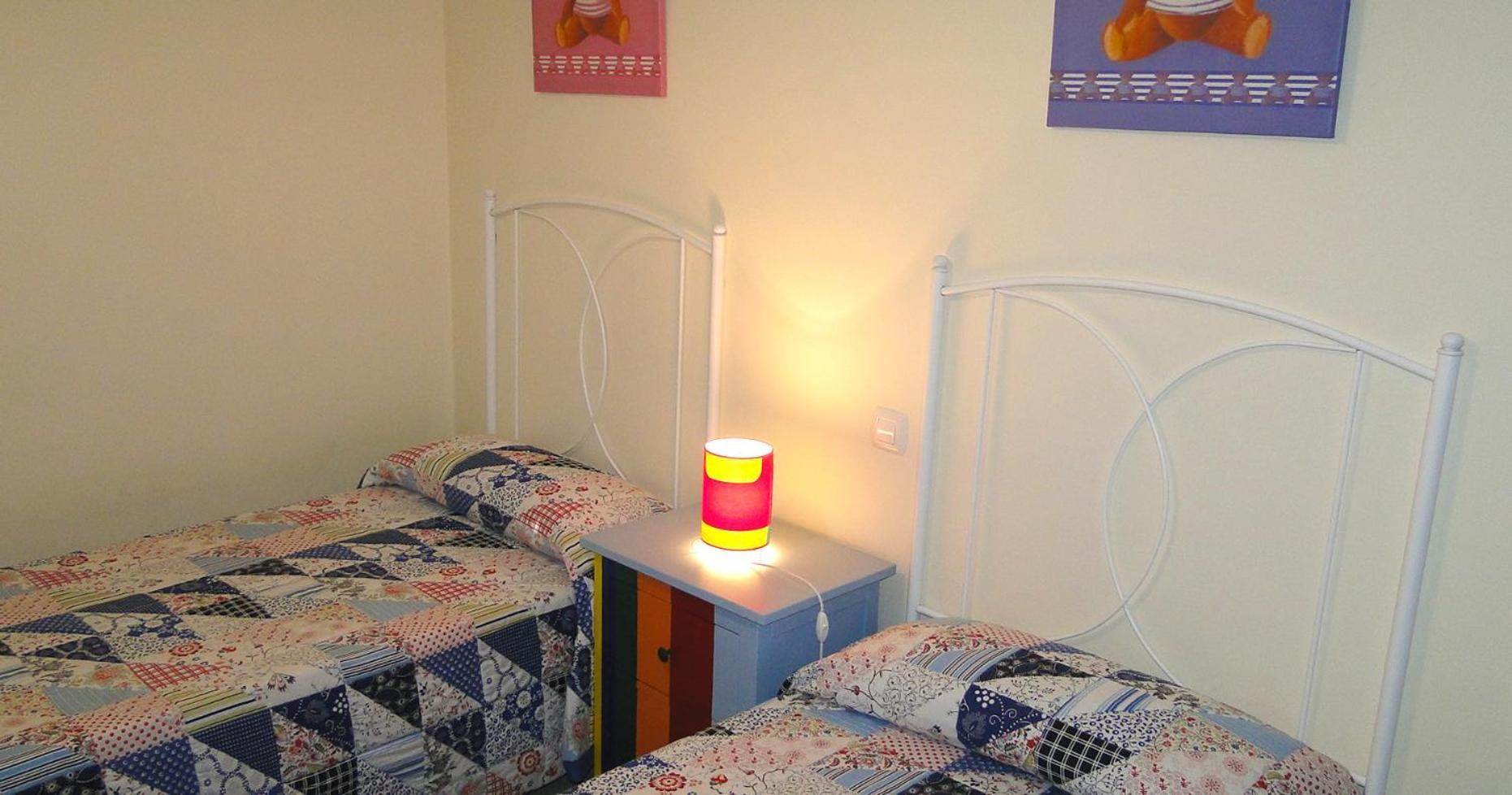 Apartamentos El Pinedo Noja Værelse billede