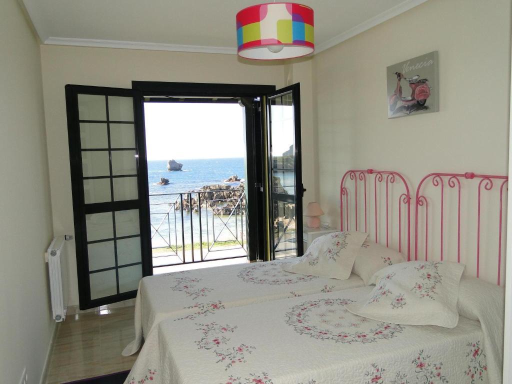 Apartamentos El Pinedo Noja Værelse billede